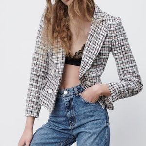 TEXTURED DOUBLE-BREASTED BLAZER